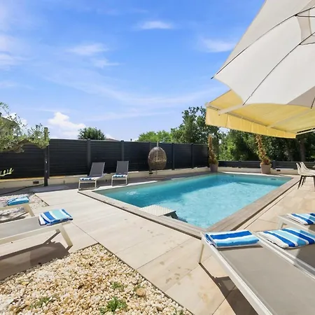 Villa Modern Marlea In By Istrabook