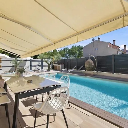 Villa Modern Marlea In By Istrabook *